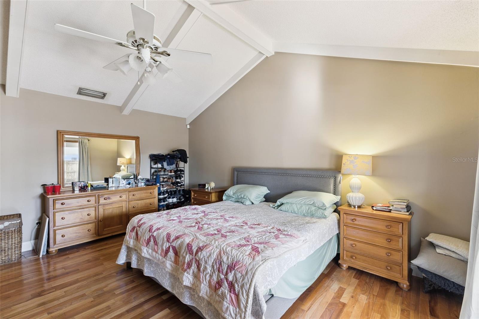 Image 14 of 25 For 133 Margate Mews