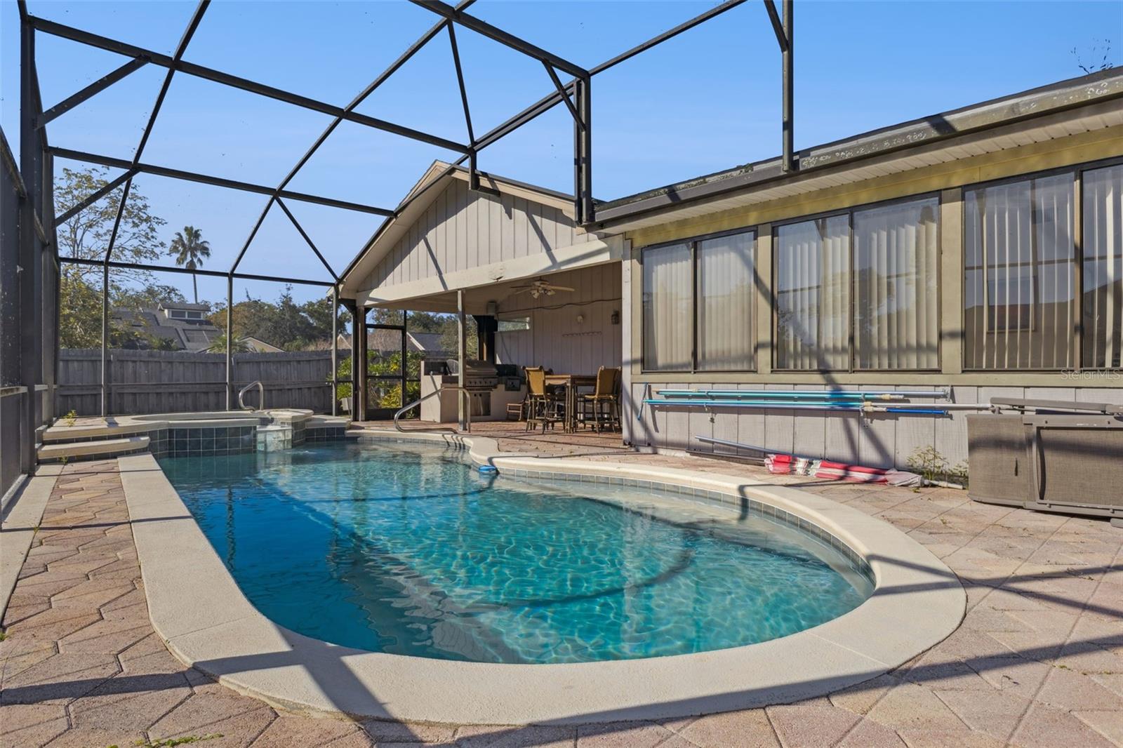 Image 23 of 25 For 133 Margate Mews