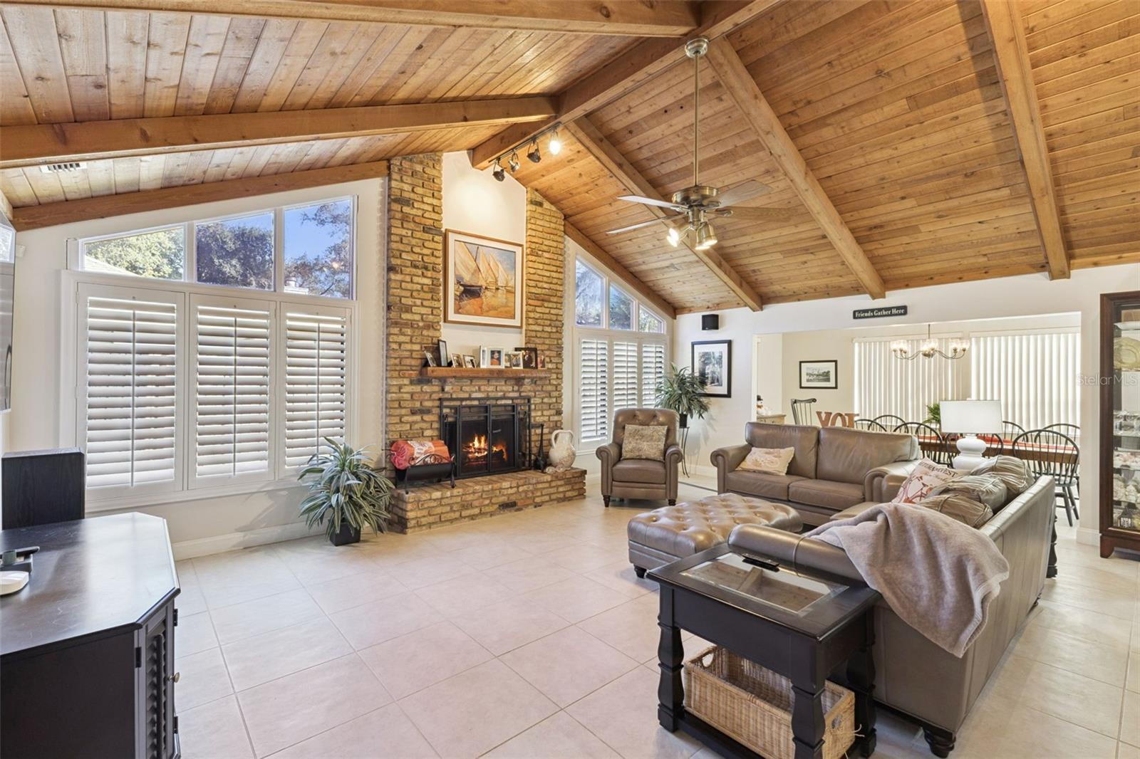 Image 9 of 25 For 133 Margate Mews