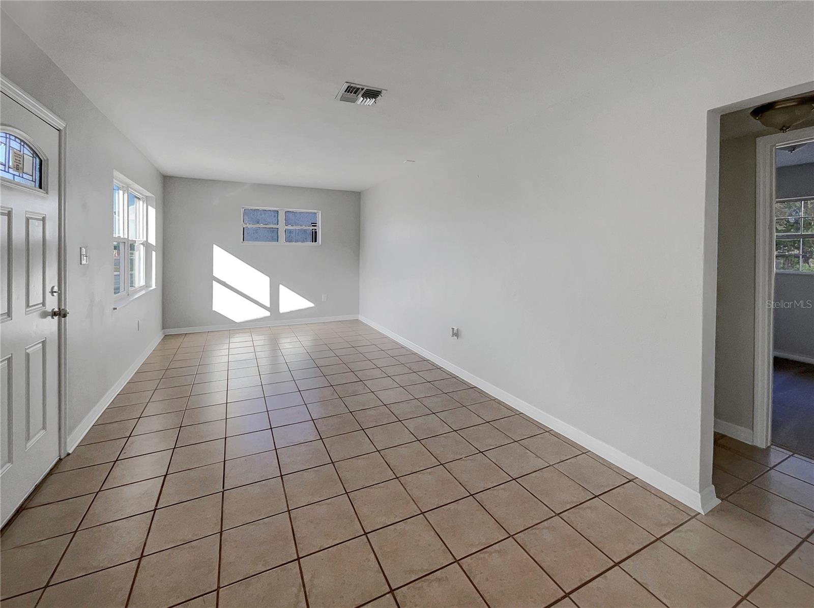 Image 12 of 20 For 2525 Kingsland Avenue