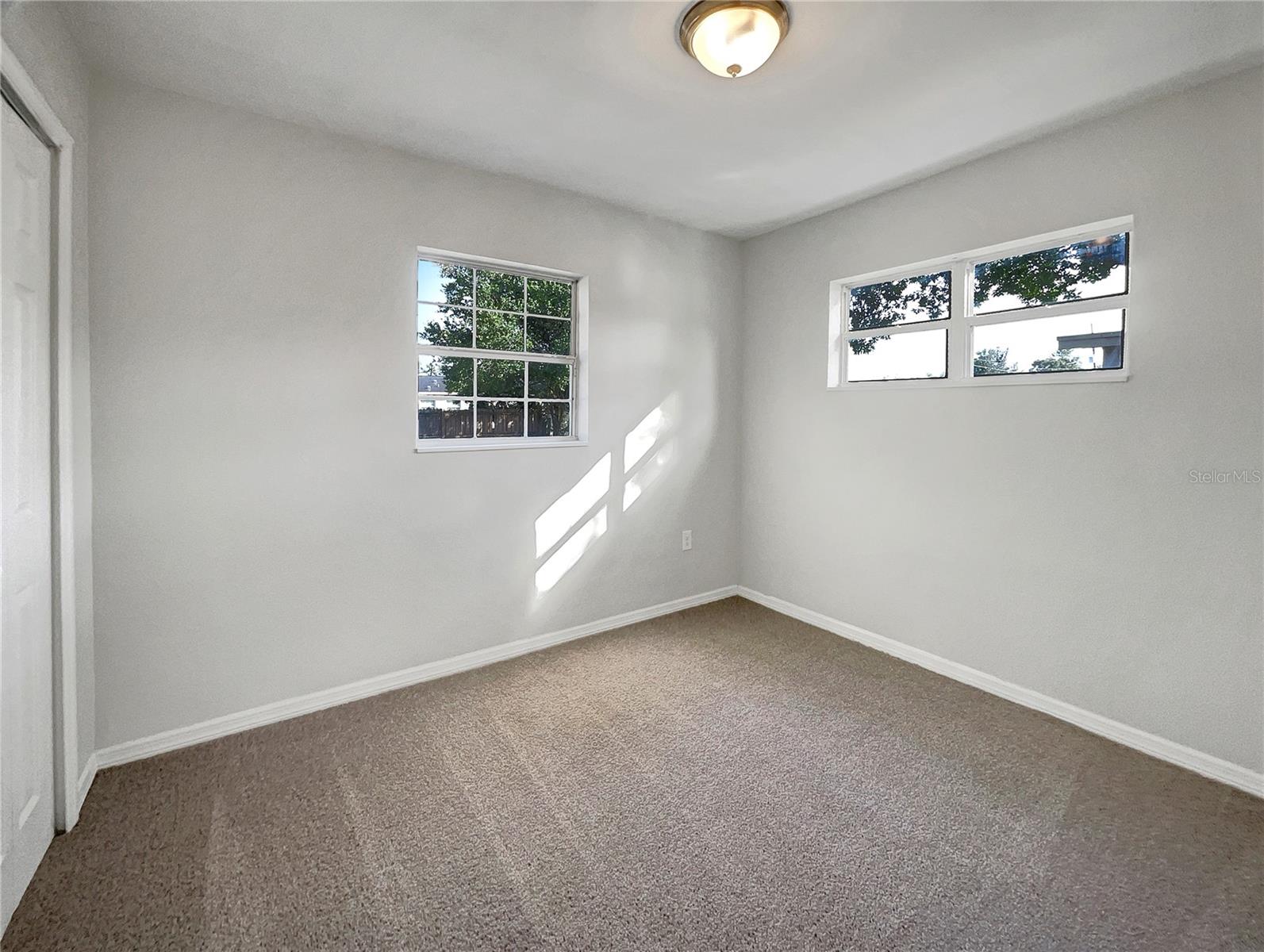 Image 14 of 20 For 2525 Kingsland Avenue