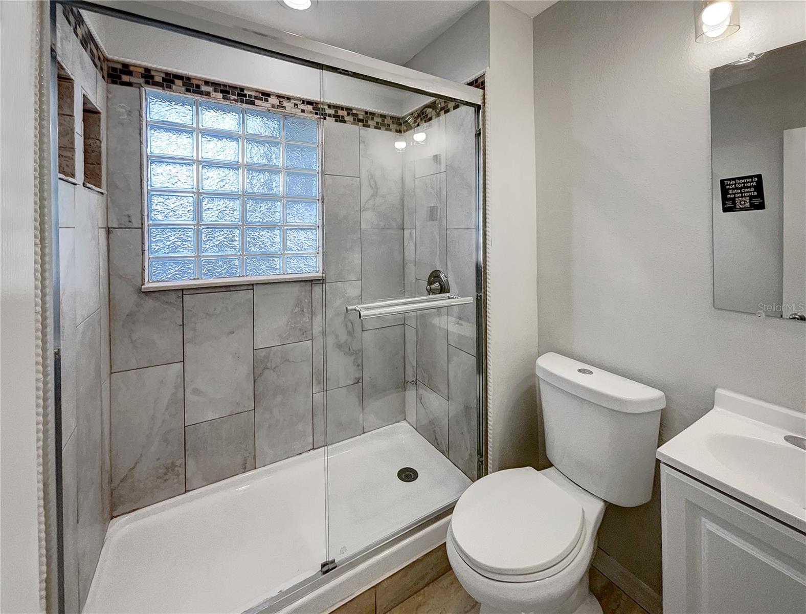 Image 5 of 20 For 2525 Kingsland Avenue