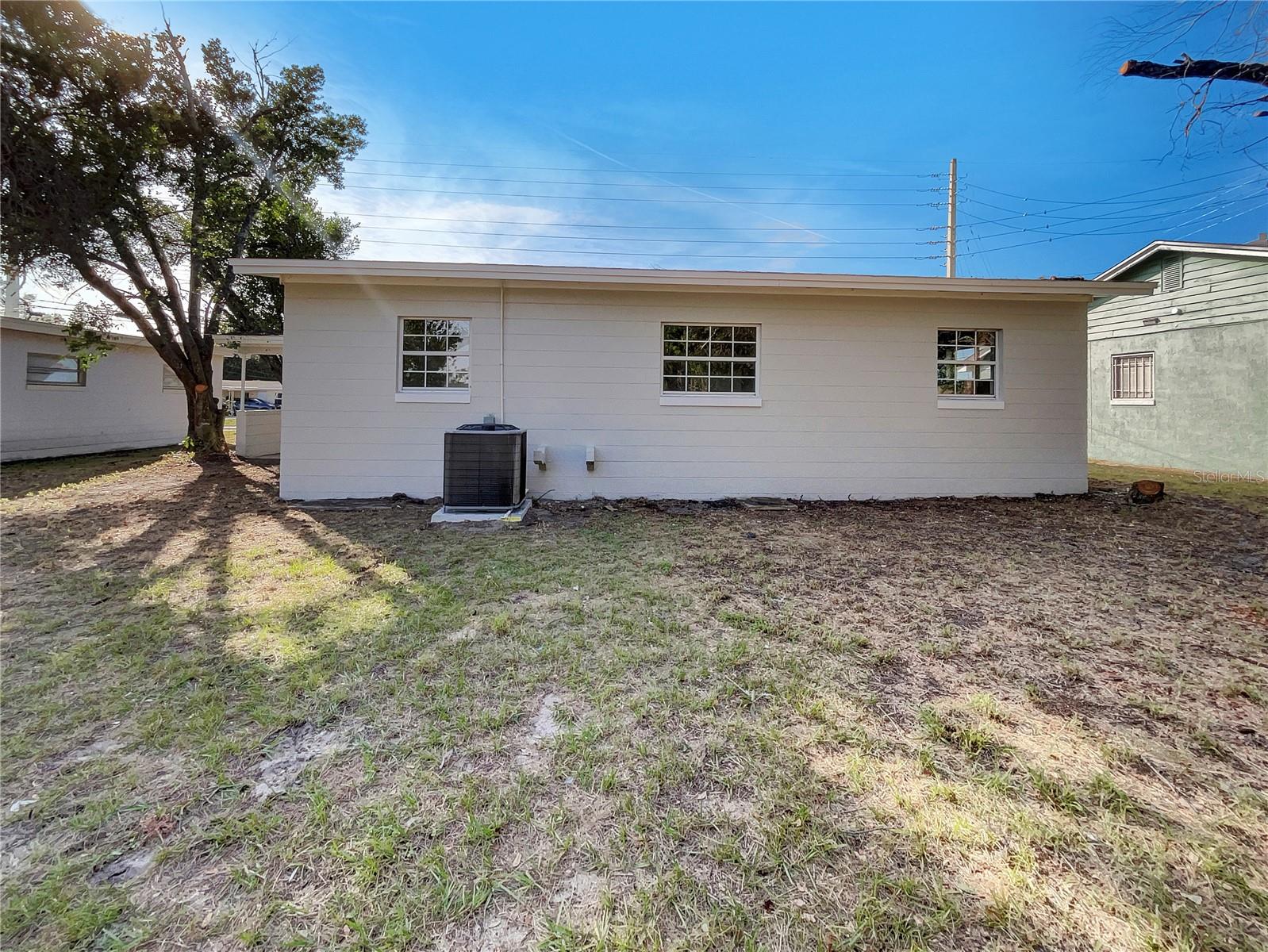 Image 6 of 20 For 2525 Kingsland Avenue