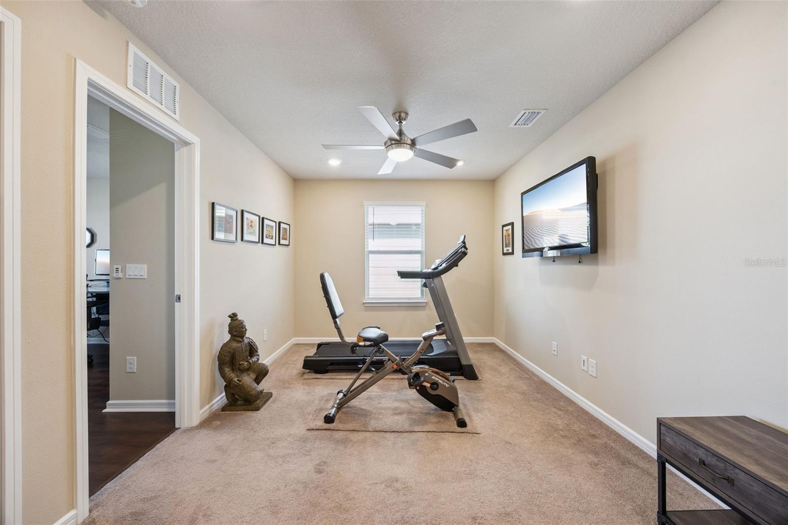 Image 16 of 64 For 2604 Blowing Breeze Avenue