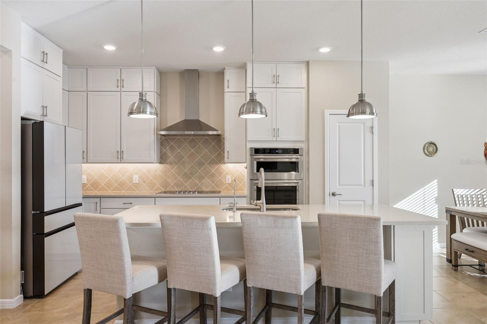 Image 3 of 64 For 2604 Blowing Breeze Avenue