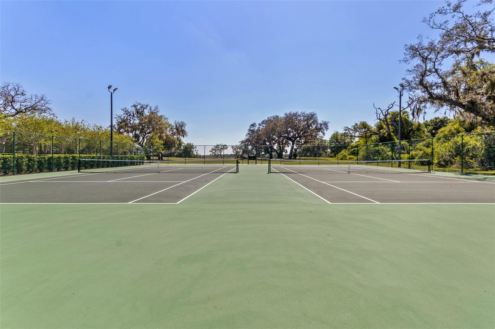 Image 47 of 64 For 2604 Blowing Breeze Avenue