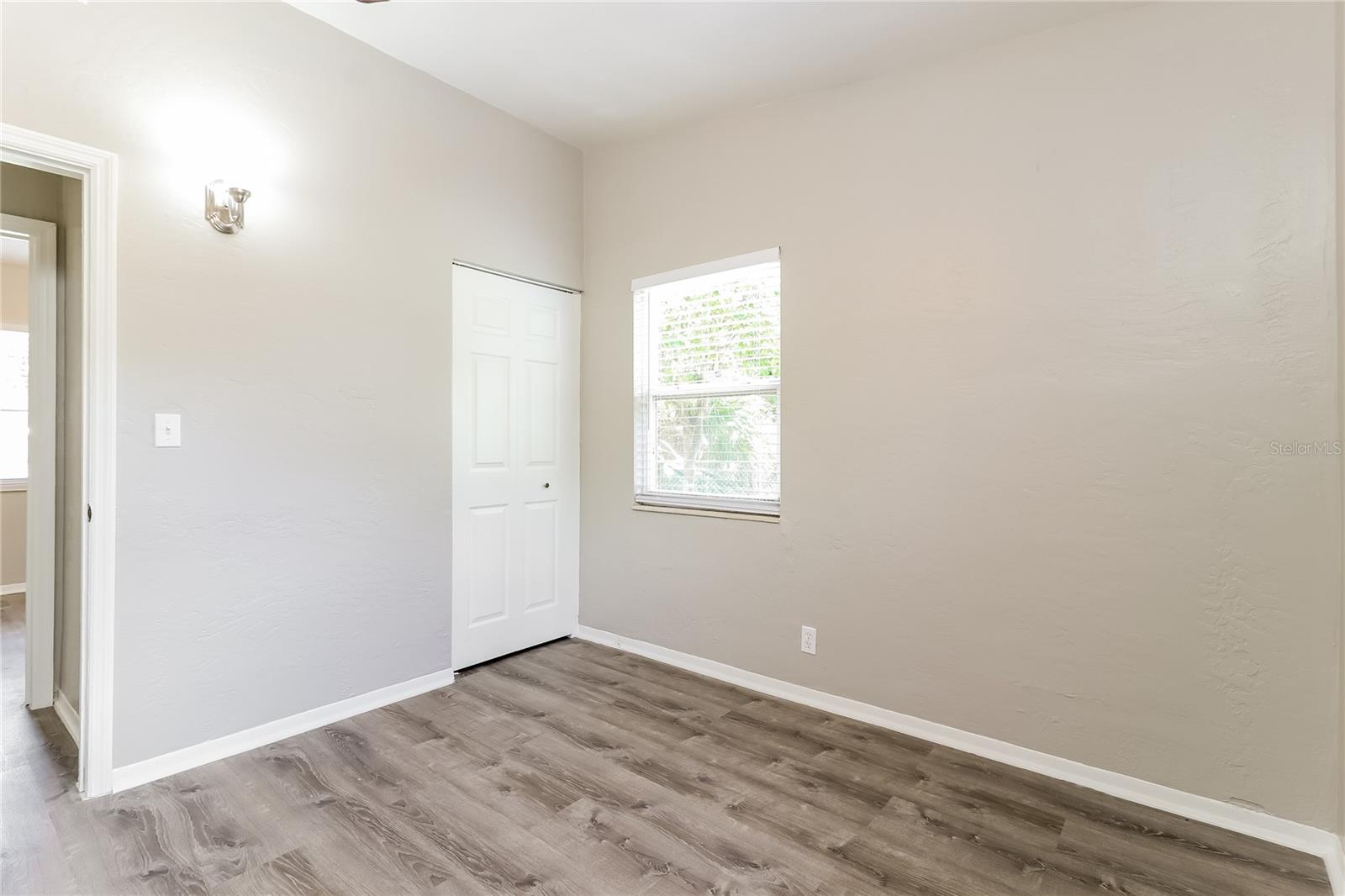 Image 11 of 16 For 4097 Porpoise Drive Se