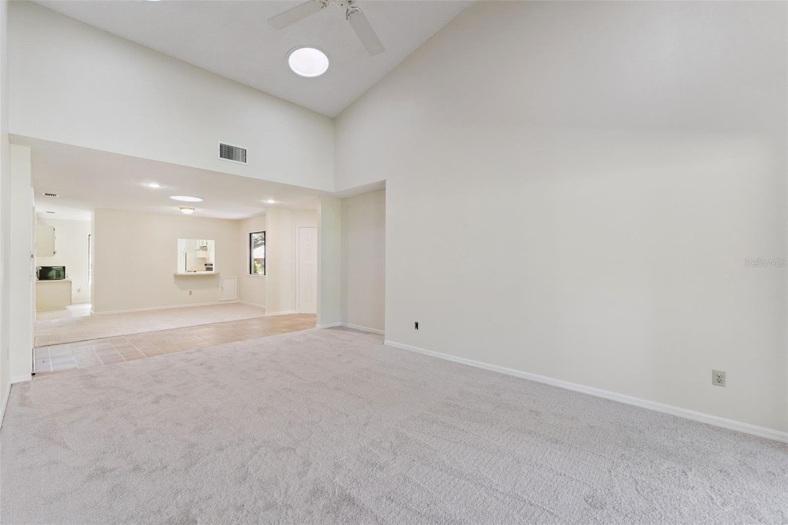 Image 17 of 52 For 2917 Revere Place 2917