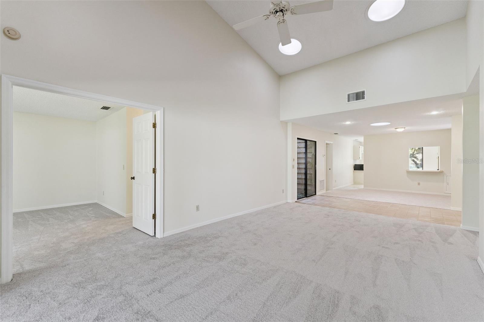 Image 18 of 52 For 2917 Revere Place 2917