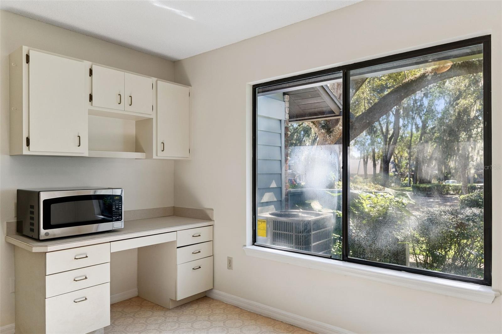 Image 24 of 52 For 2917 Revere Place 2917