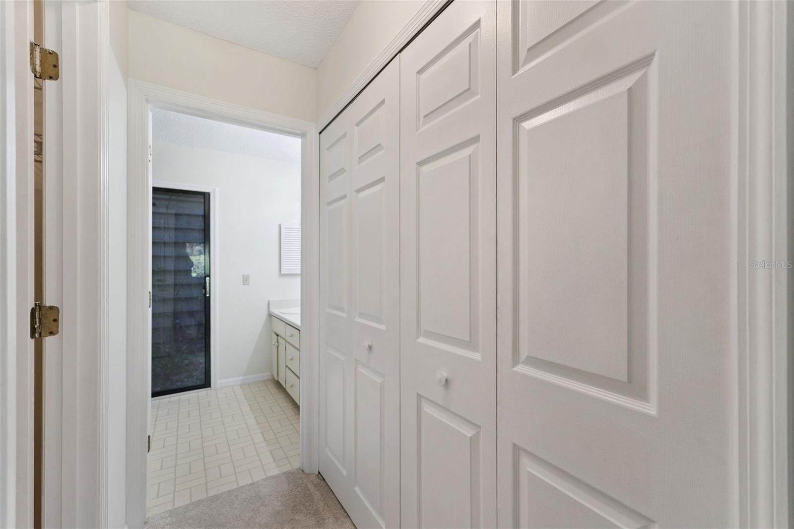 Image 33 of 52 For 2917 Revere Place 2917