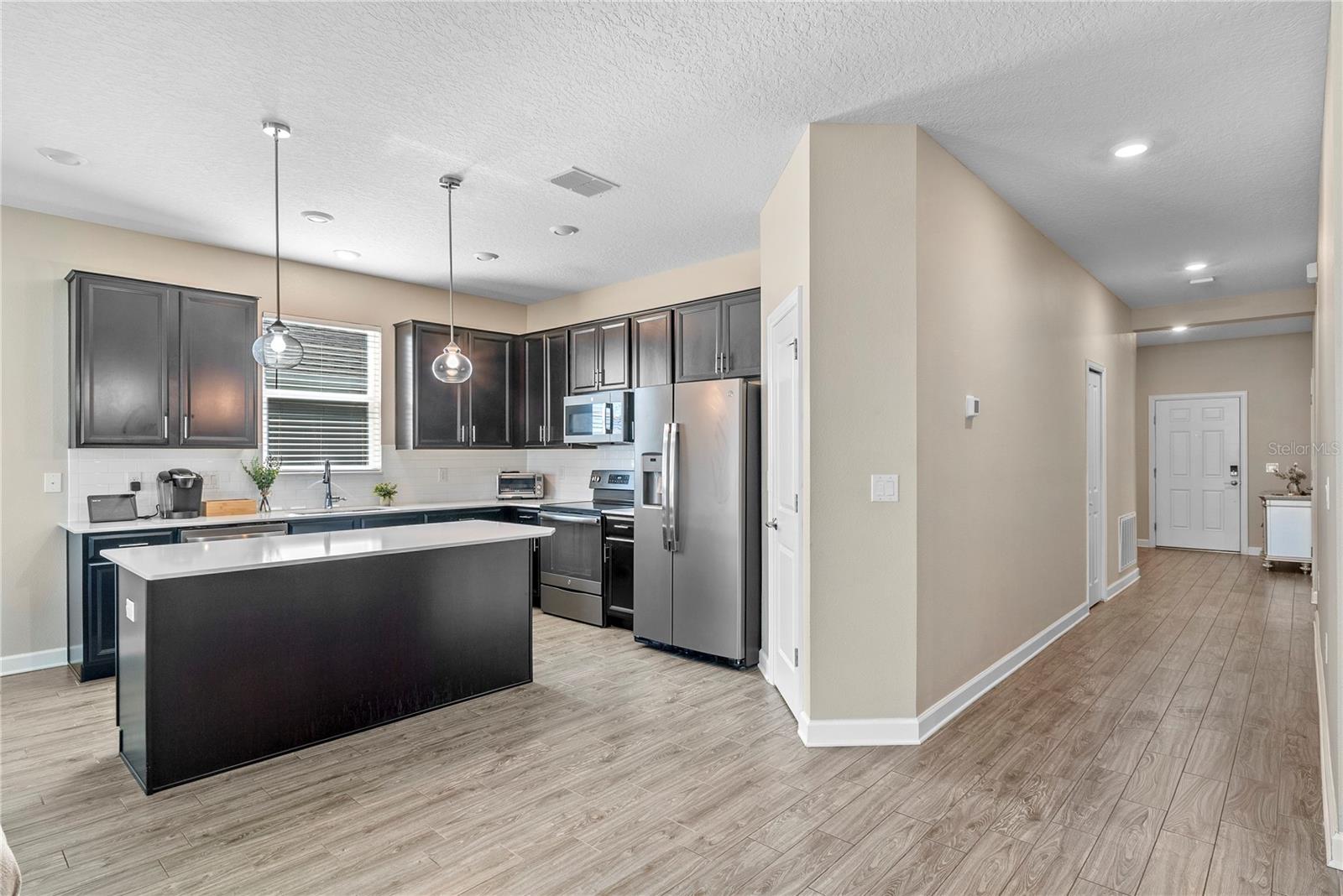 Image 5 of 30 For 264 Taft Drive