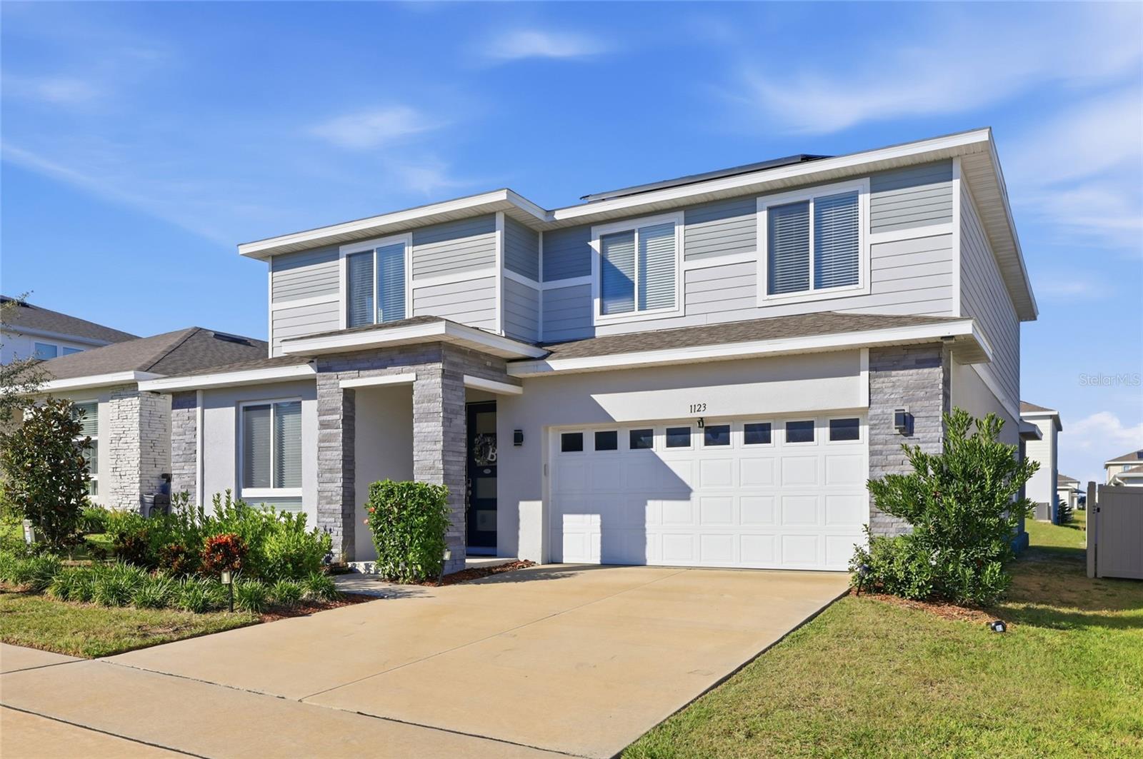 Image 2 of 35 For 1123 Sugarwood Street