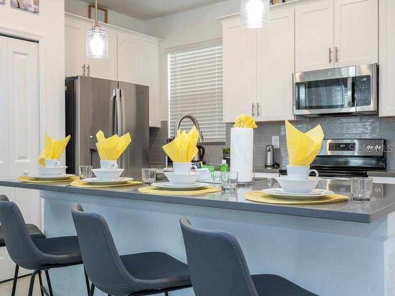 Image 6 of 90 For 8956 Takeaway Way