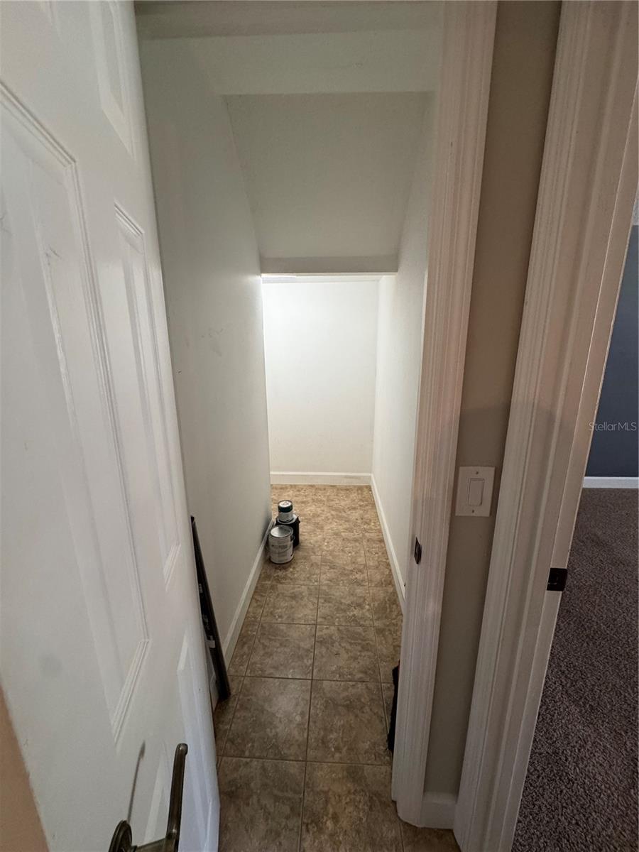 Image 18 of 24 For 1418 Farrindon Circle 1418