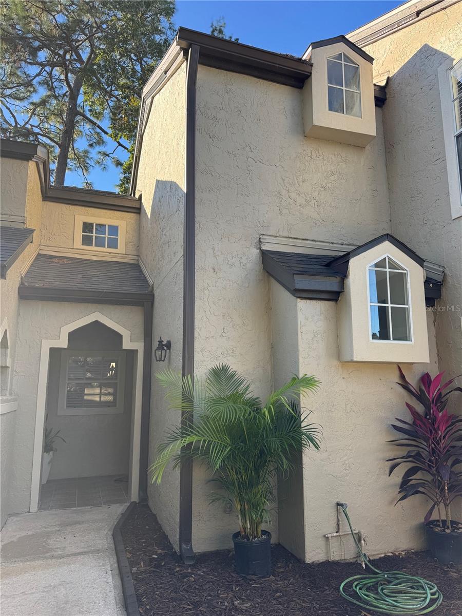 Image 2 of 24 For 1418 Farrindon Circle 1418