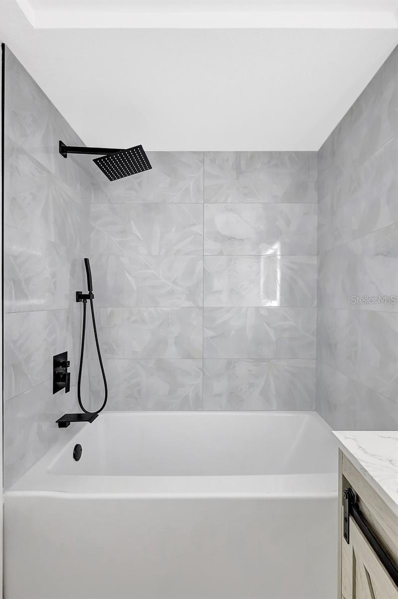 Image 22 of 28 For 4928 Stolls Avenue