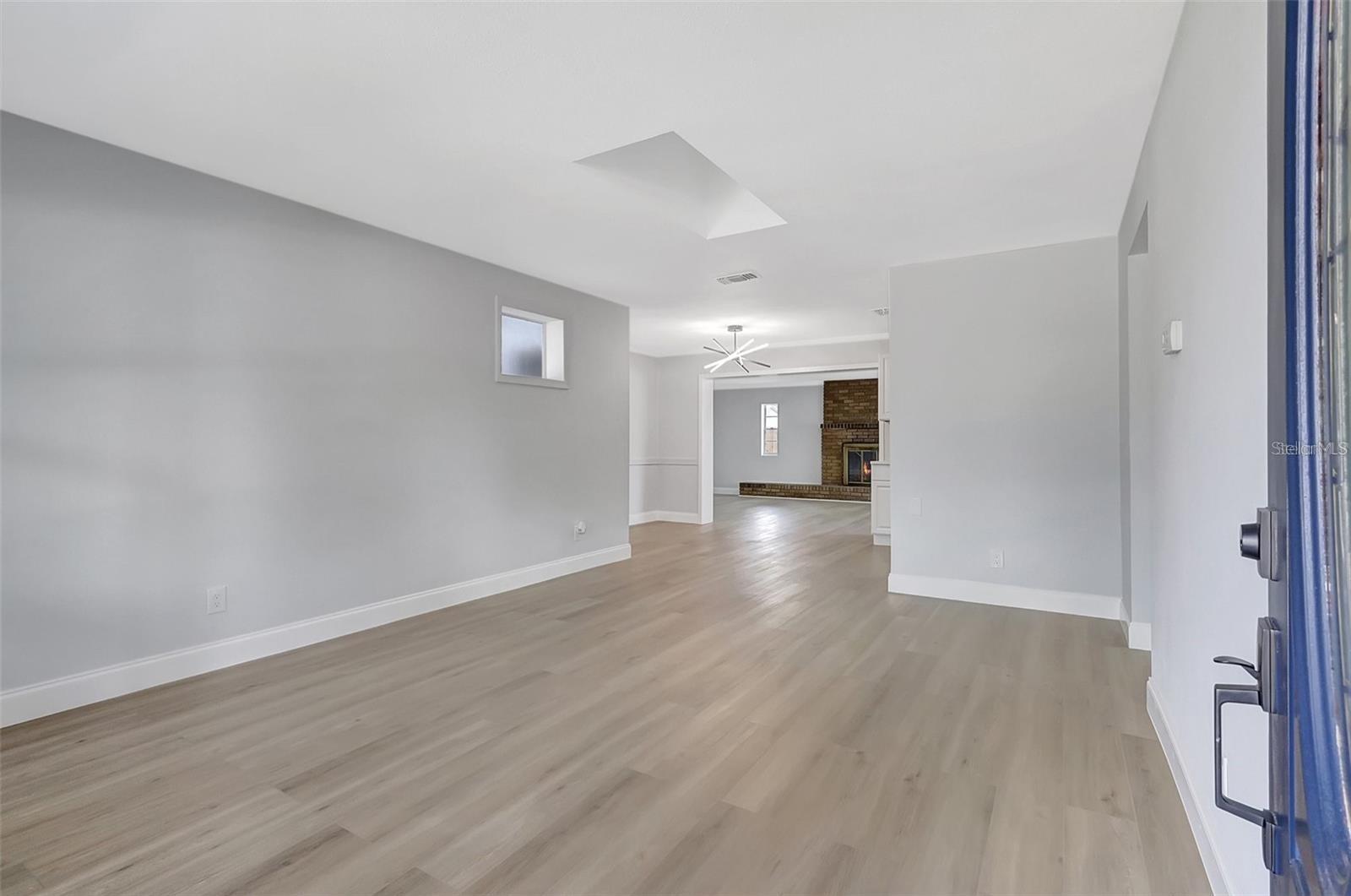 Image 4 of 28 For 4928 Stolls Avenue