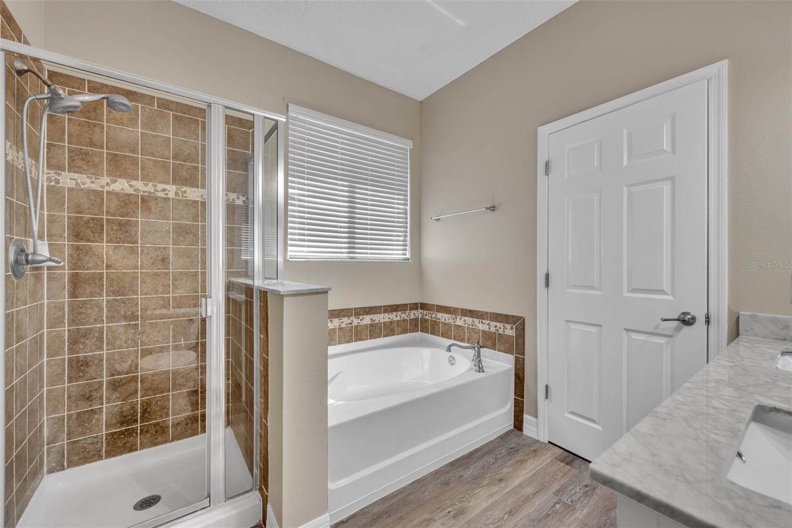 Image 18 of 23 For 10543 Mere Parkway