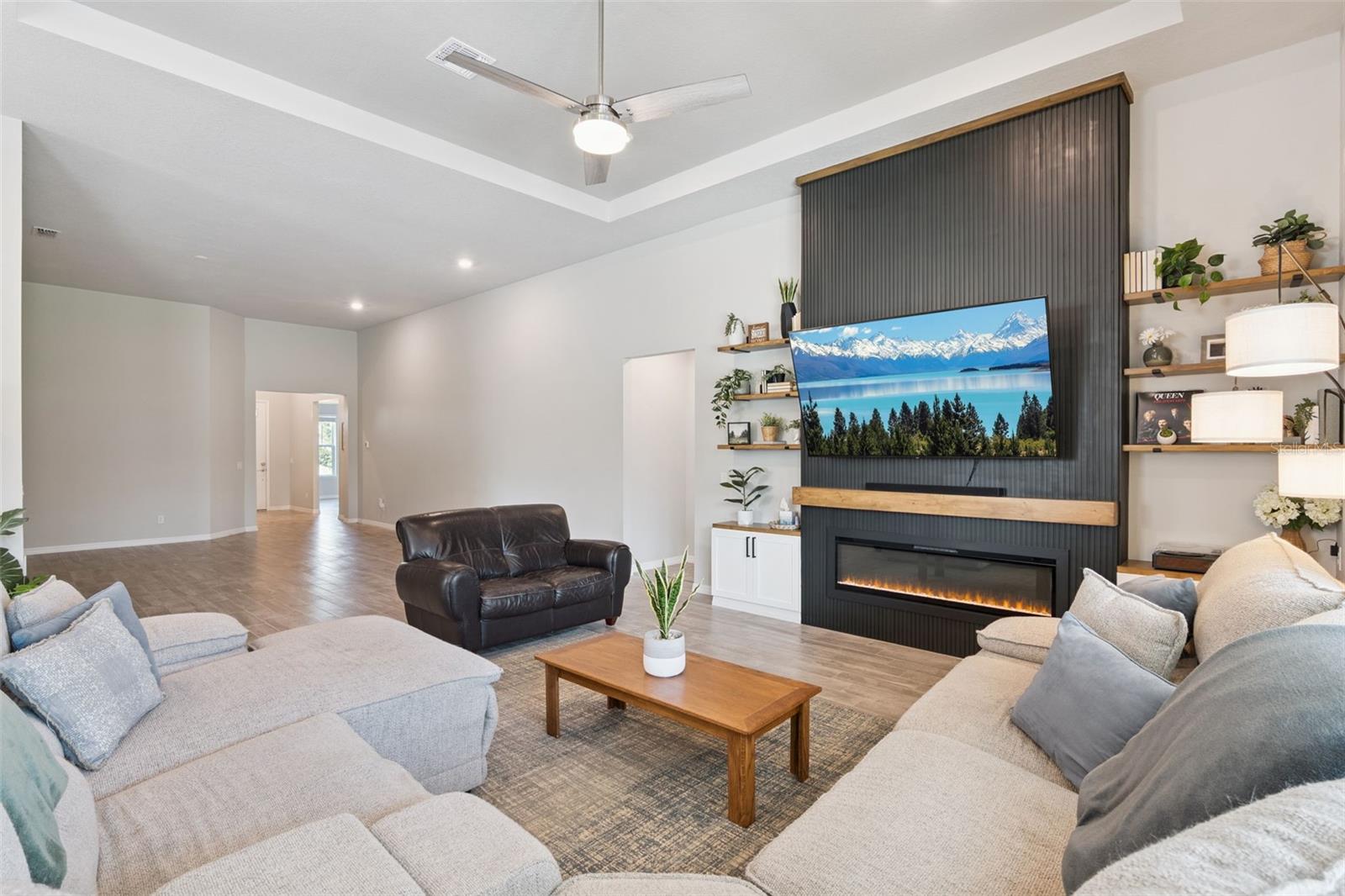 Image 8 of 53 For 4161 Sunset Preserve Boulevard