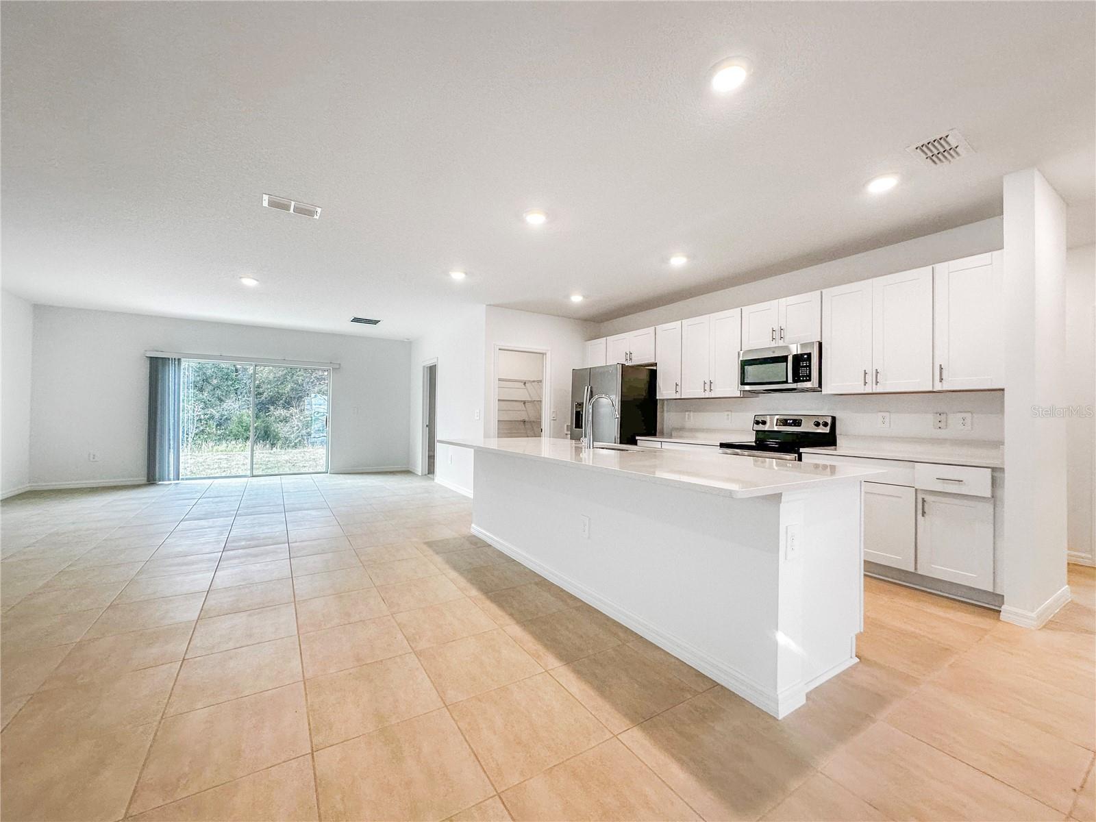 Image 15 of 18 For 1291 Asher Mason Avenue