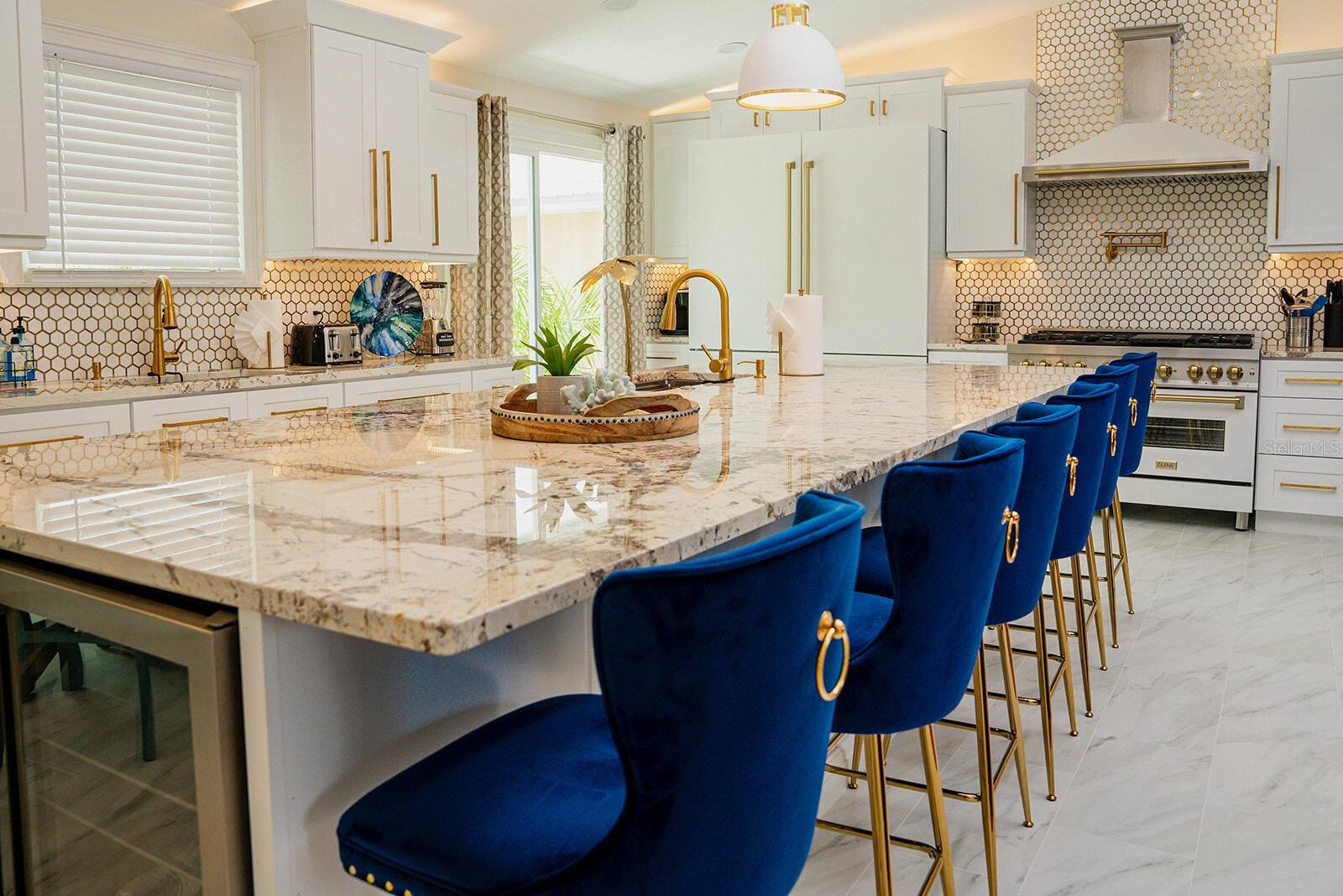 Image 2 of 46 For 328 6th Avenue