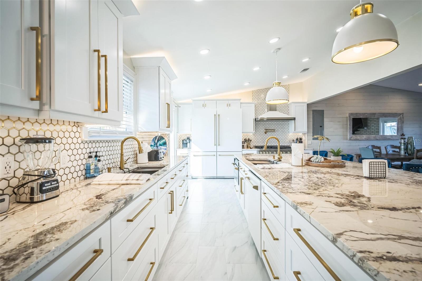 Image 24 of 46 For 328 6th Avenue