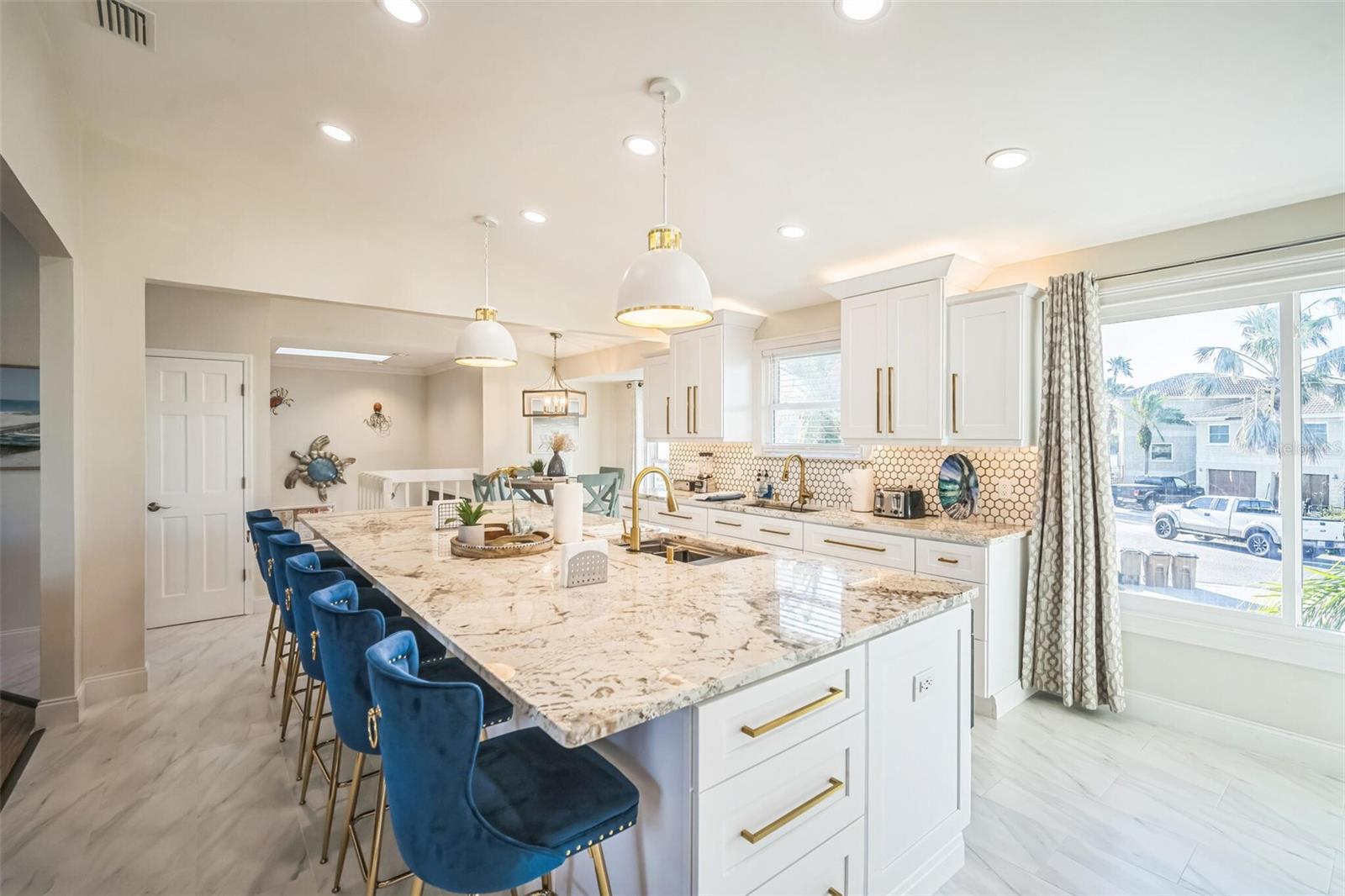 Image 34 of 46 For 328 6th Avenue