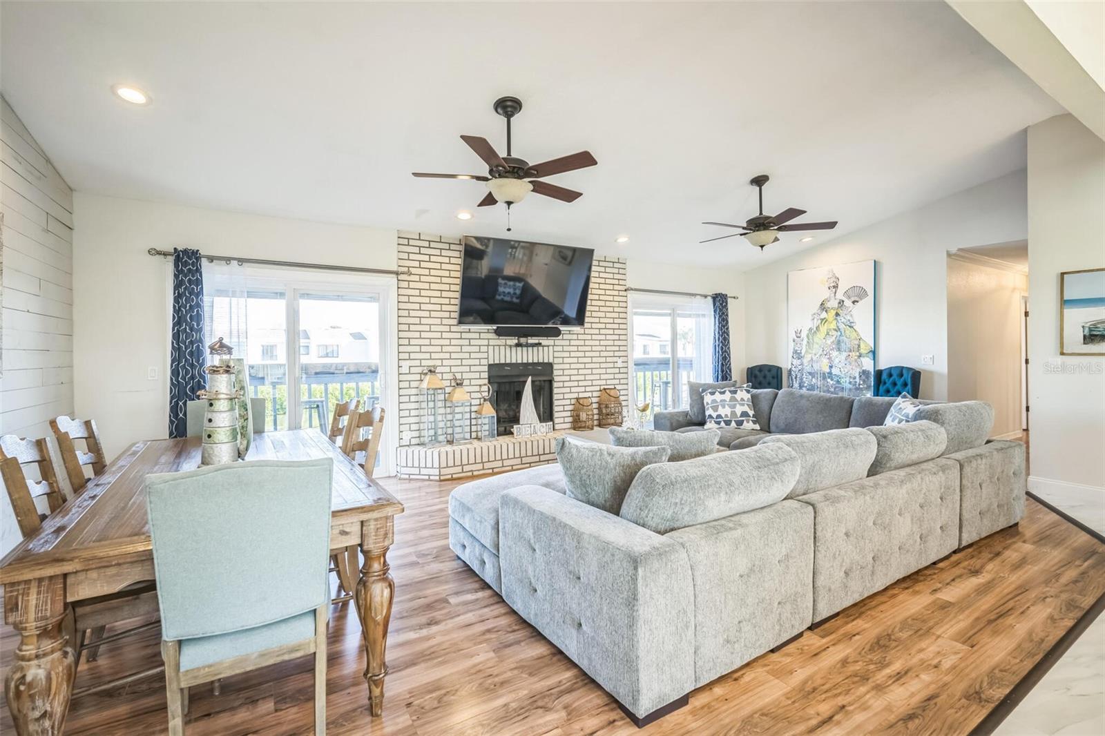 Image 37 of 46 For 328 6th Avenue