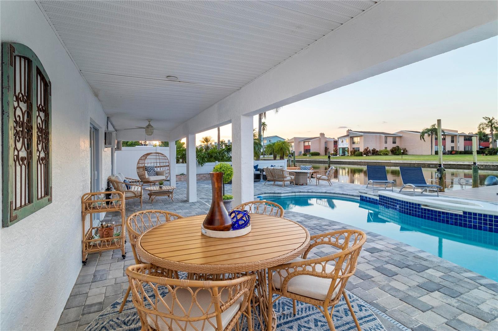 Image 40 of 46 For 328 6th Avenue