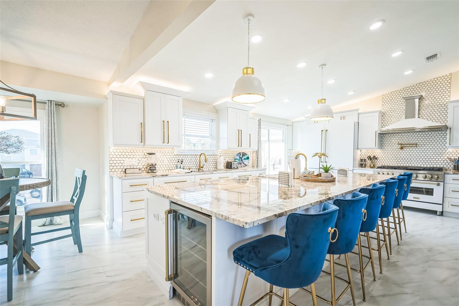 Image 42 of 46 For 328 6th Avenue