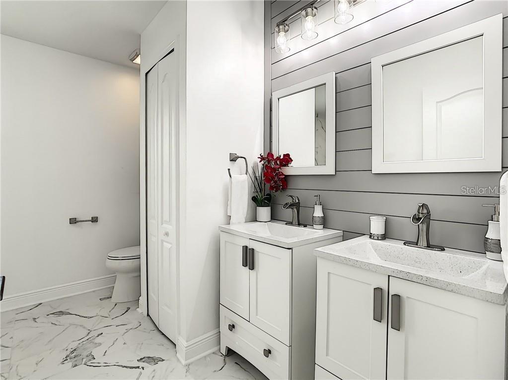 Image 11 of 13 For 5373 Northlawn Way