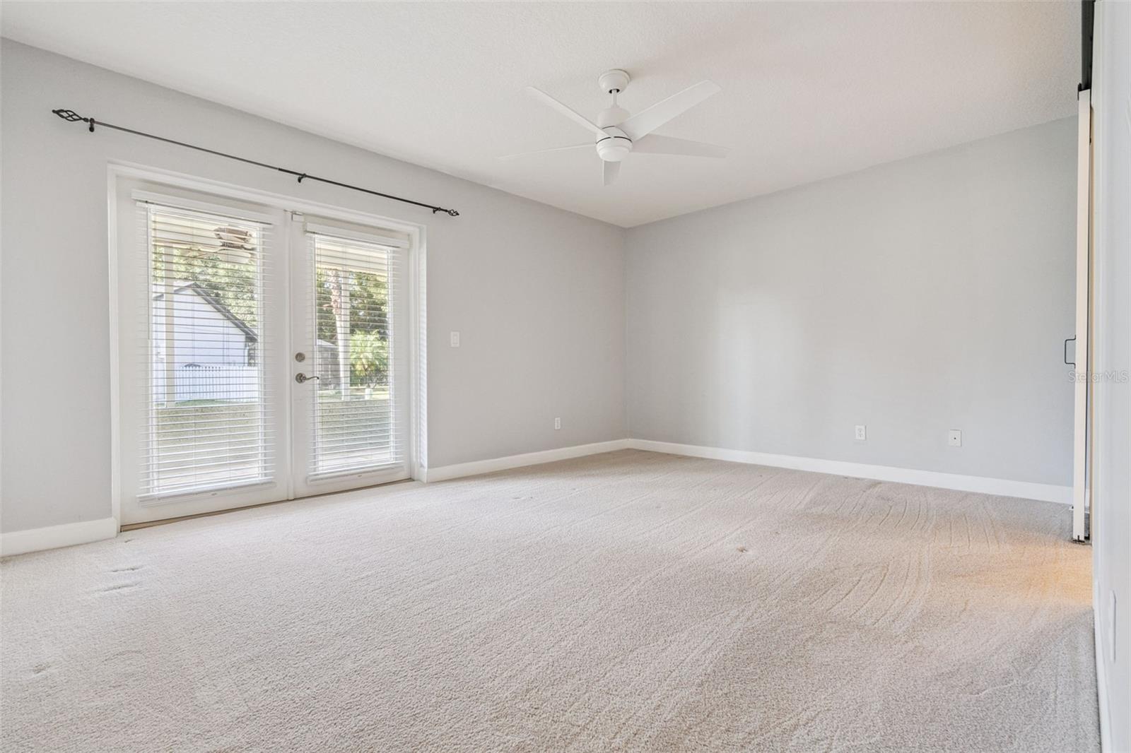 Image 17 of 34 For 4818 Breezy Palms Court