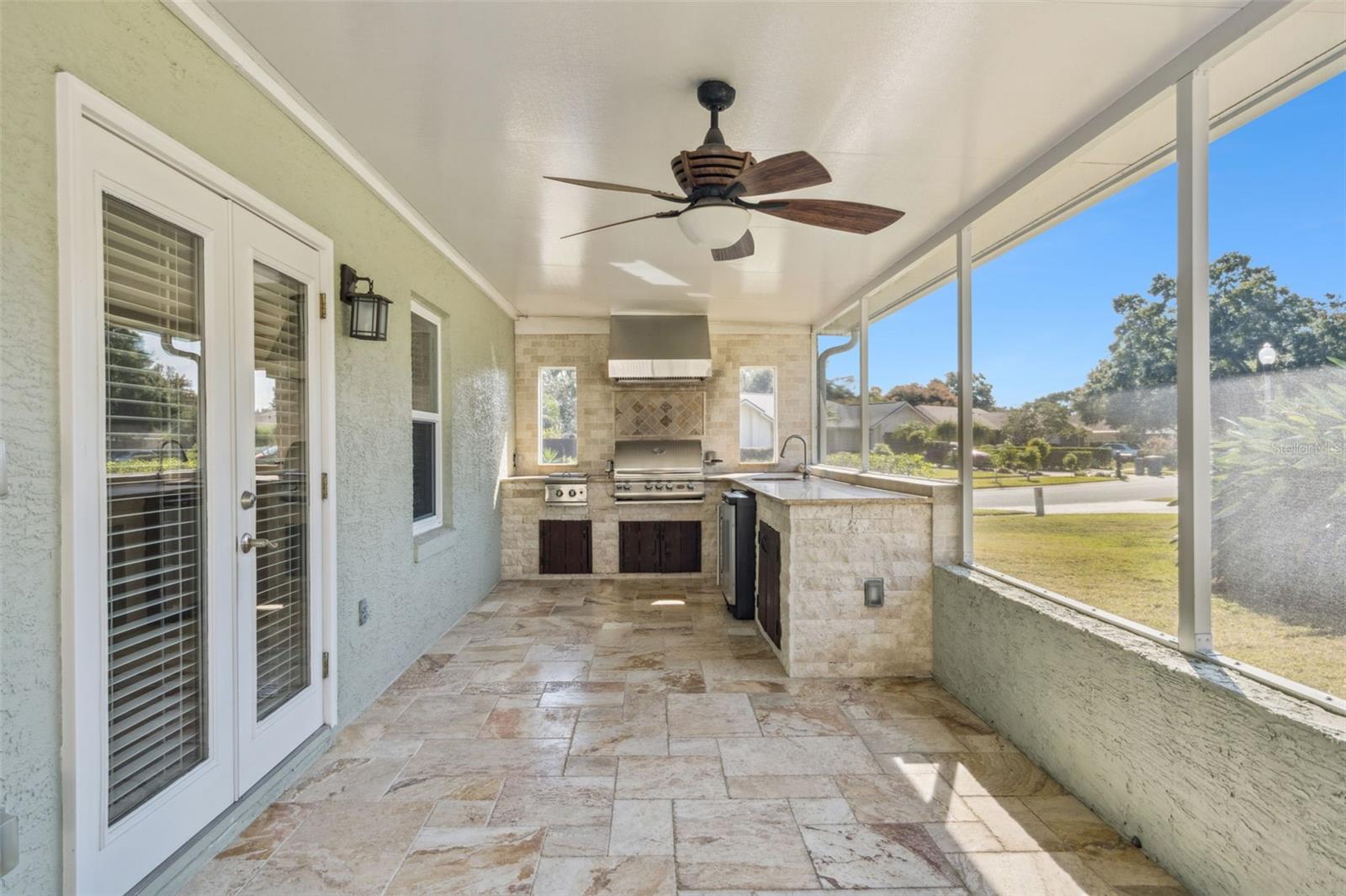 Image 28 of 34 For 4818 Breezy Palms Court