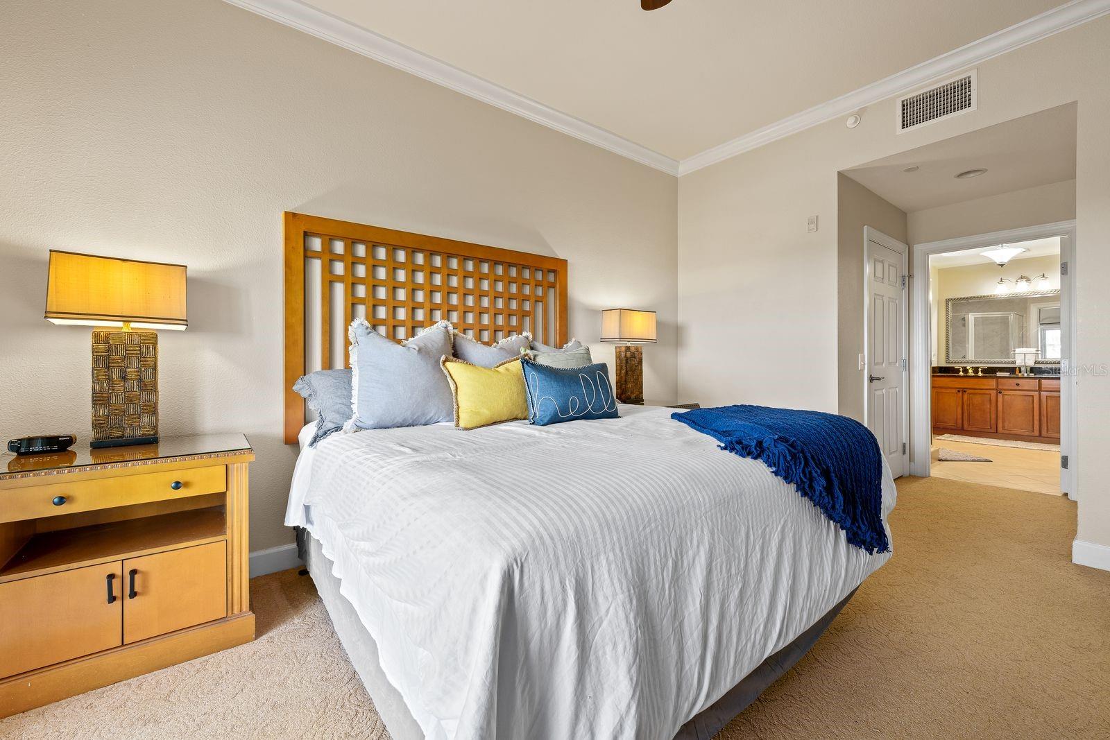 Image 17 of 51 For 1370 Centre Court Ridge Drive 401