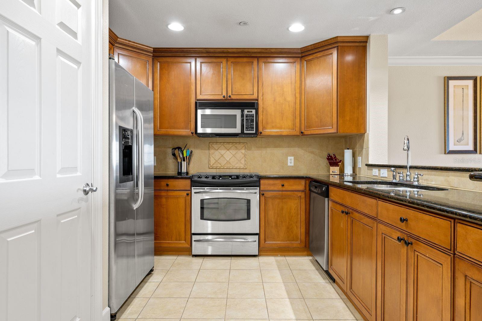 Image 9 of 51 For 1370 Centre Court Ridge Drive 401