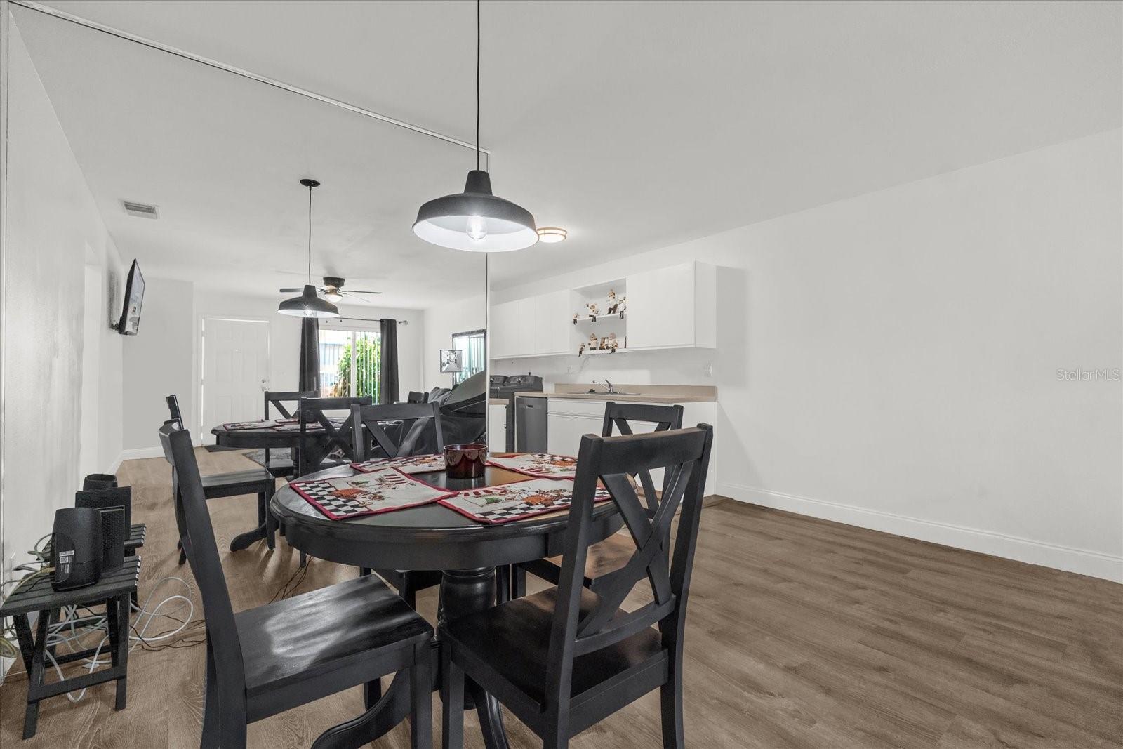 Image 6 of 28 For 379 Winter Ridge Boulevard 379