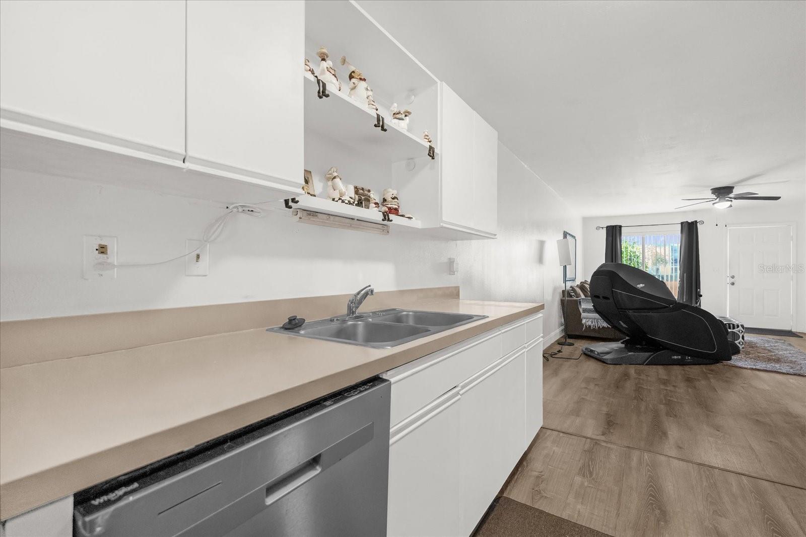 Image 8 of 28 For 379 Winter Ridge Boulevard 379