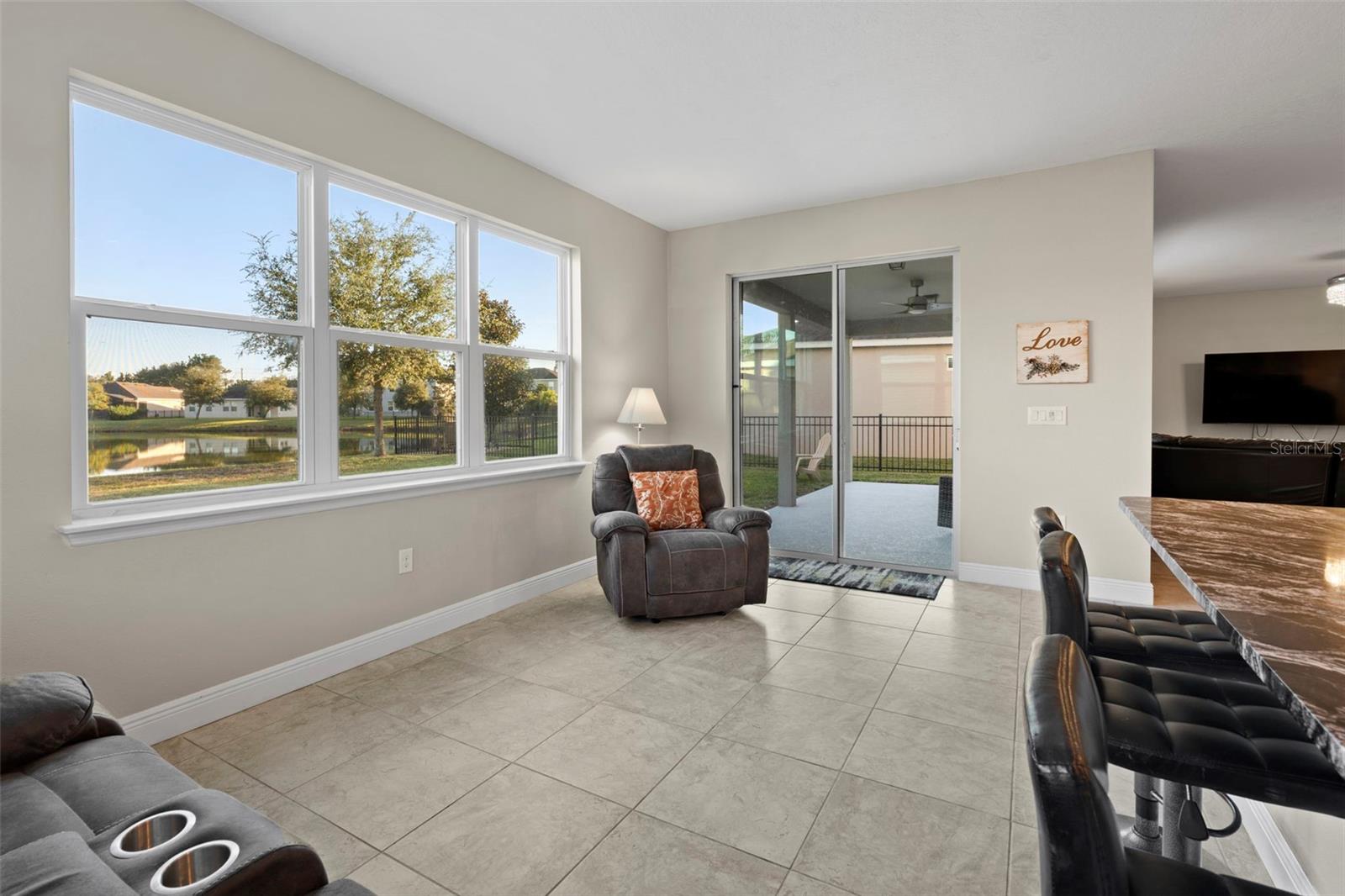 Image 14 of 48 For 1468 Chelsea Manor Circle