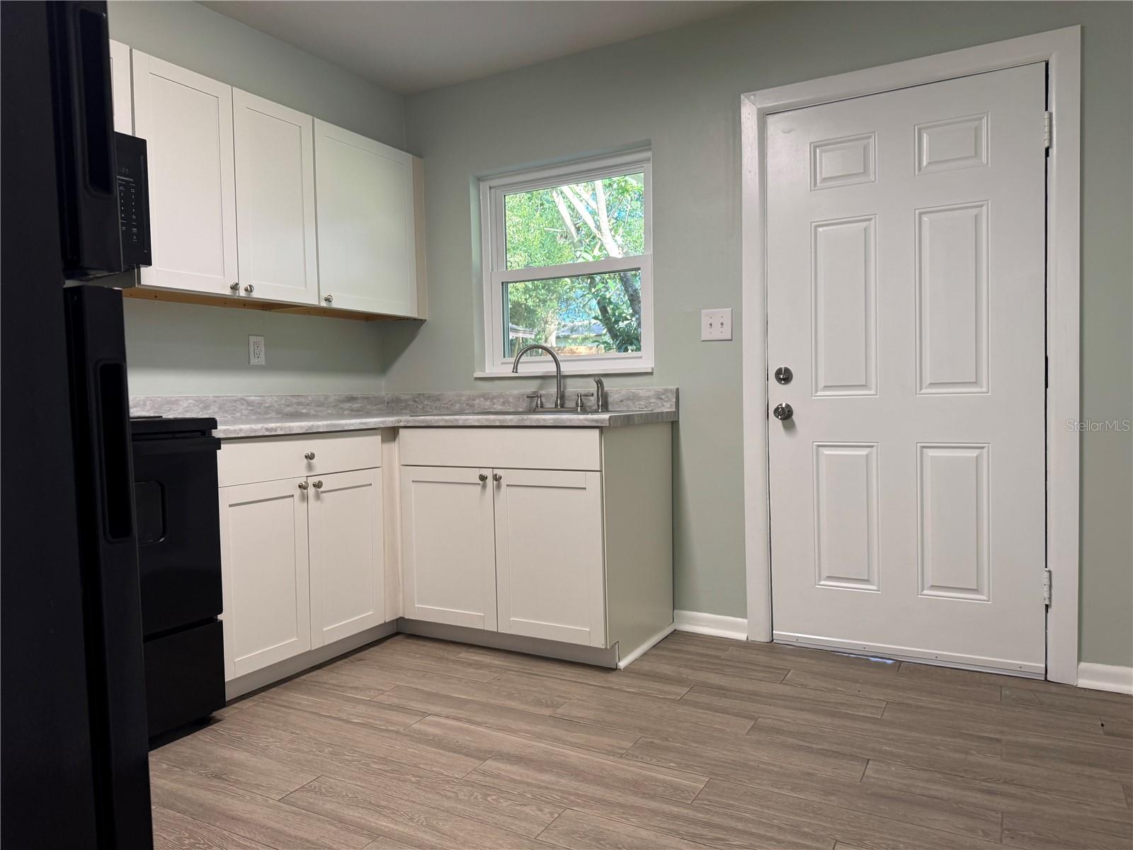 Image 13 of 30 For 1639 16th Avenue