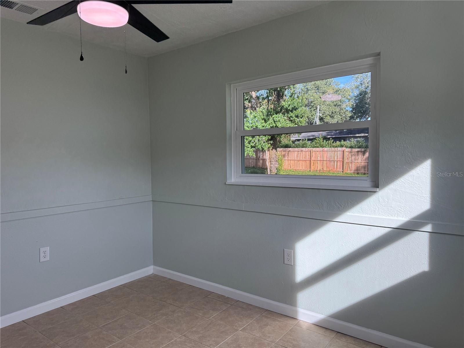 Image 16 of 30 For 1639 16th Avenue