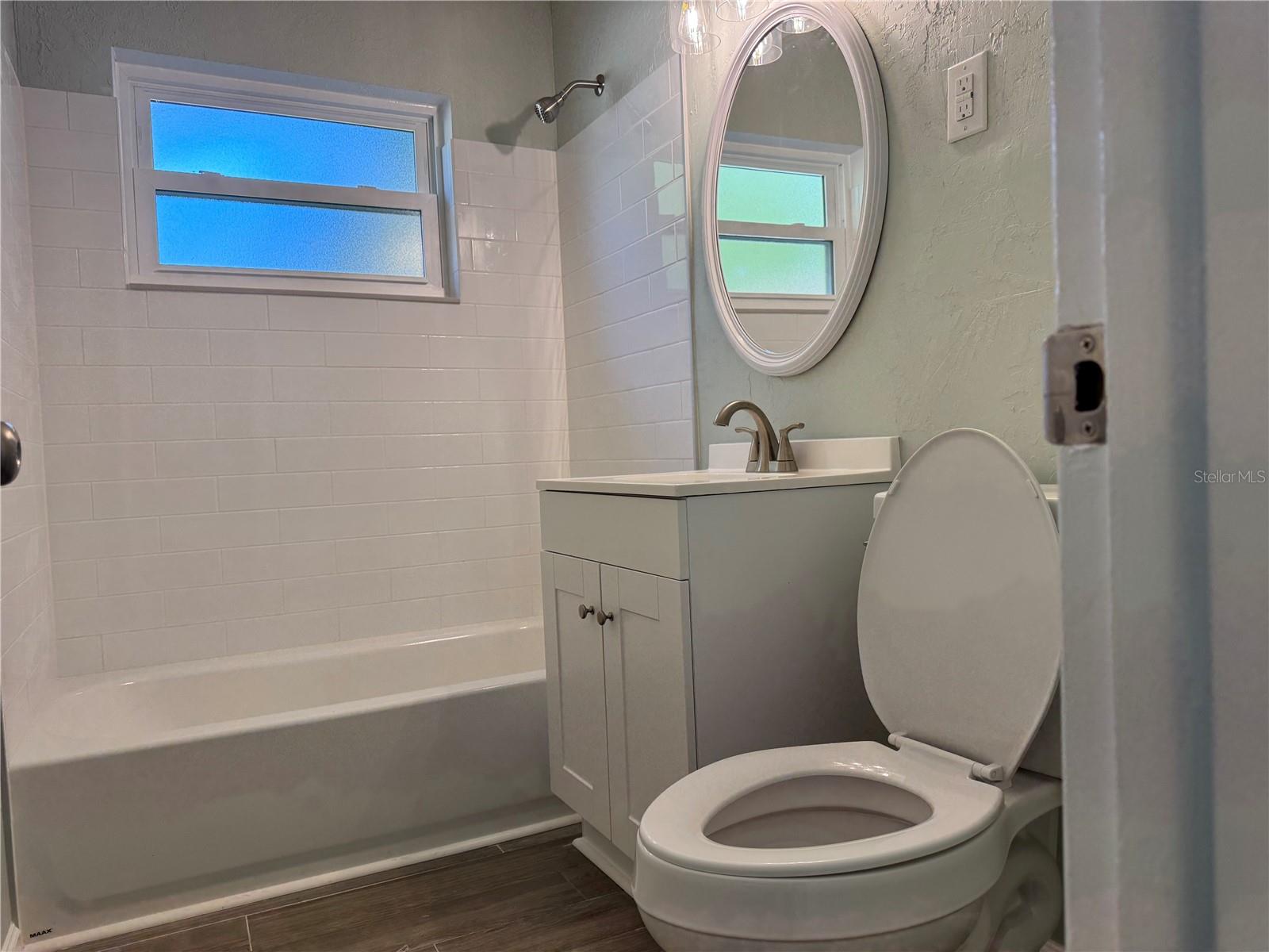 Image 20 of 30 For 1639 16th Avenue