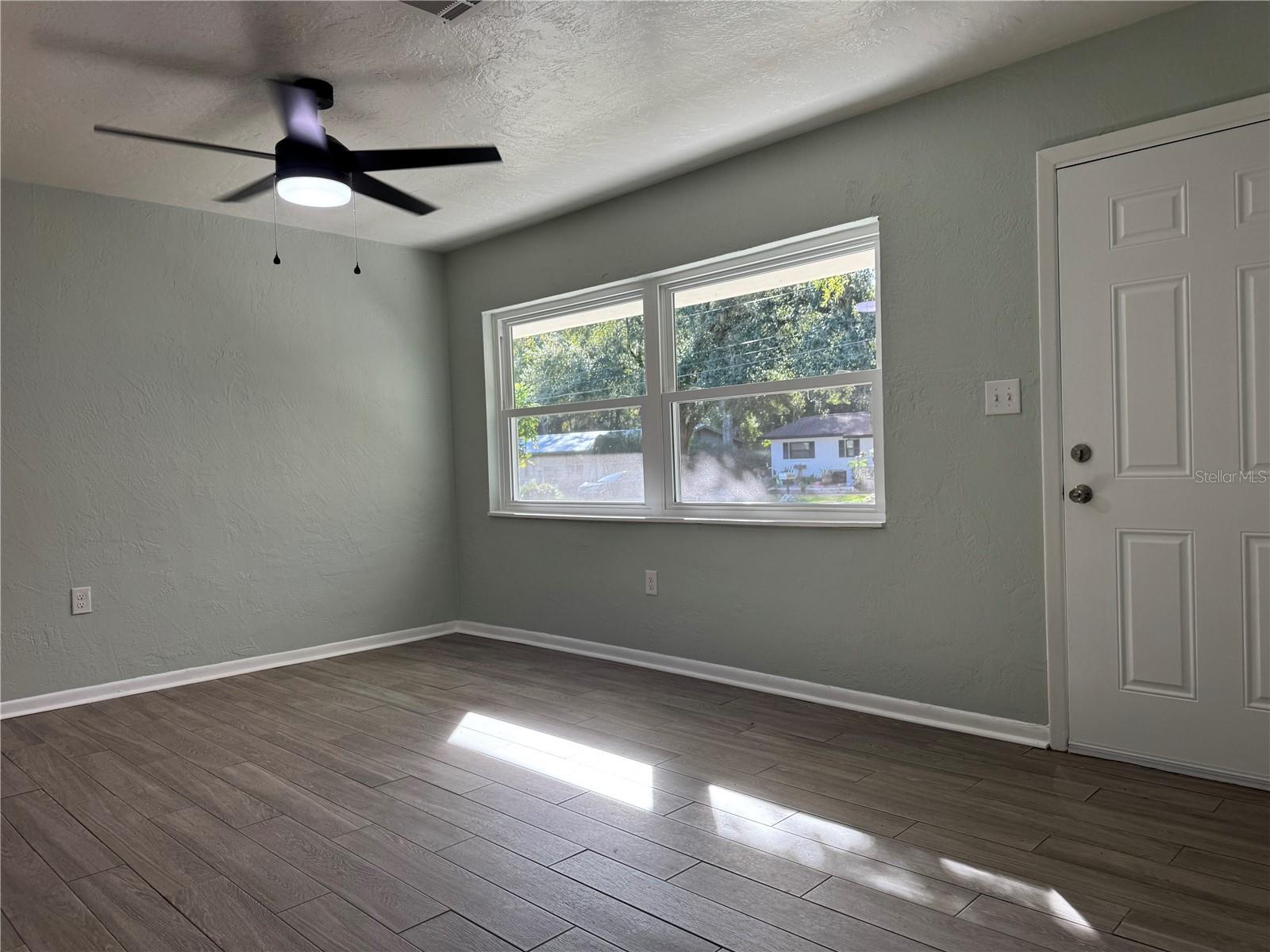 Image 7 of 30 For 1639 16th Avenue