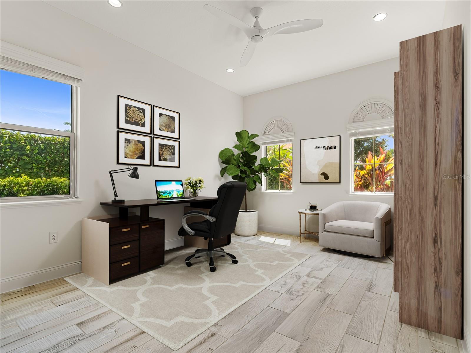 Image 29 of 35 For 10414 Royal Cypress Way