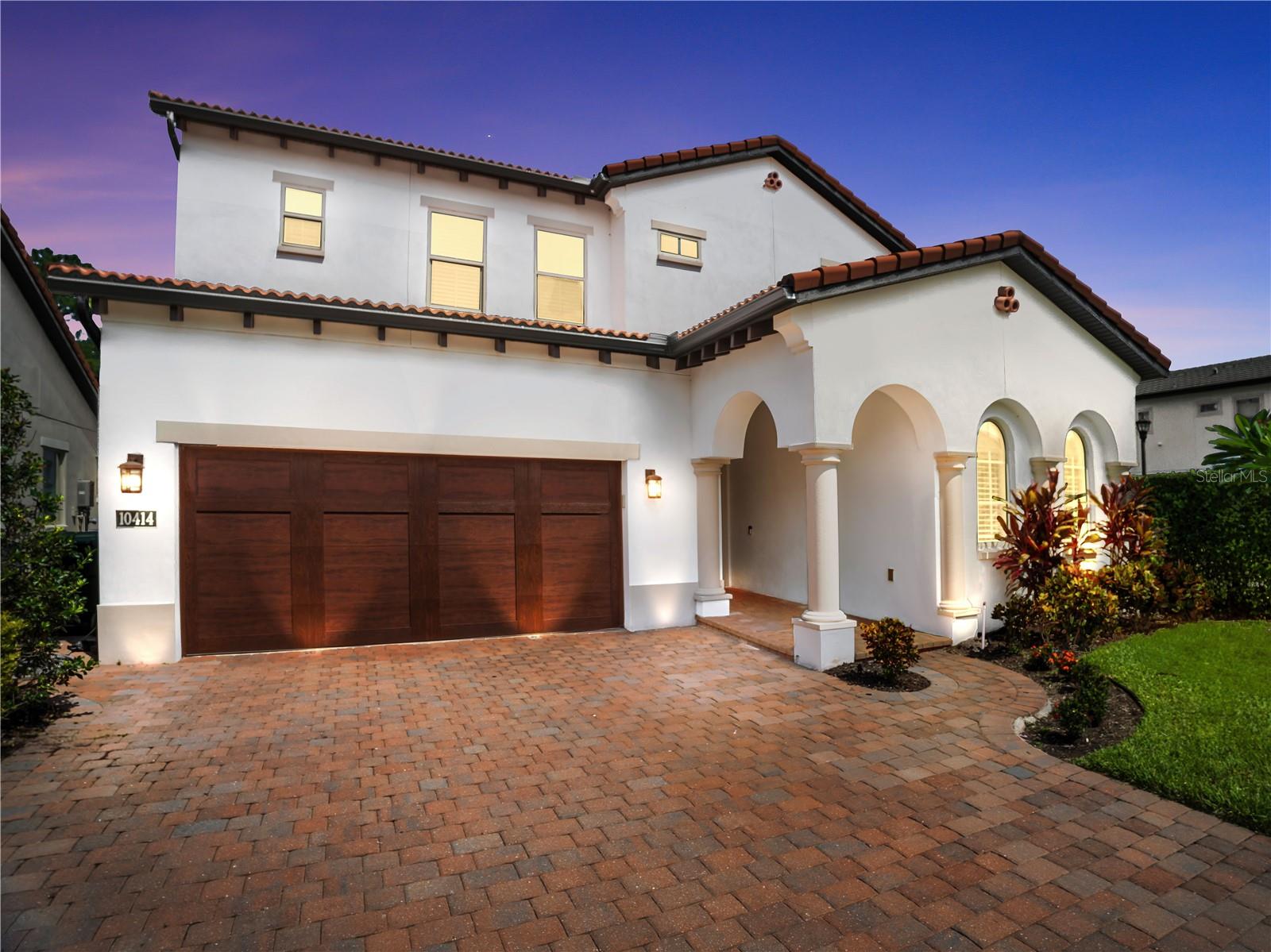 Image 3 of 35 For 10414 Royal Cypress Way