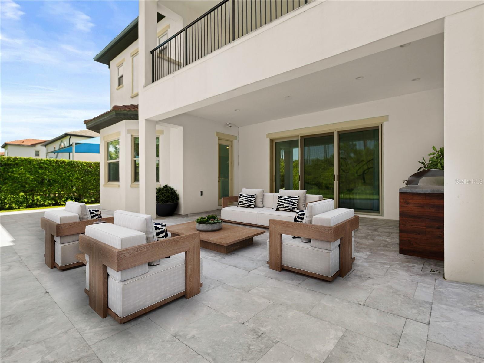 Image 5 of 35 For 10414 Royal Cypress Way