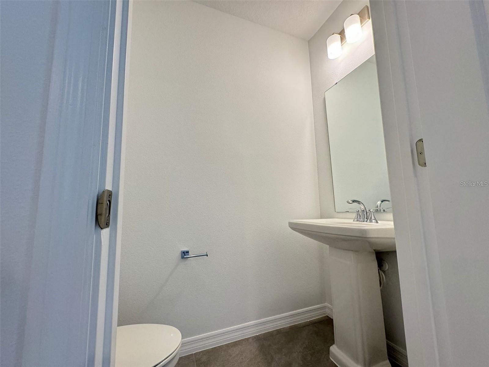 Image 18 of 24 For 15002 Windflower Alley