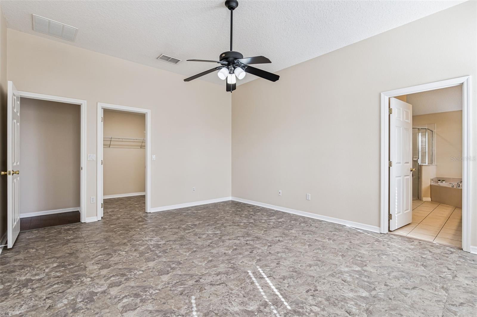 Image 25 of 35 For 2534 Double Tree Place