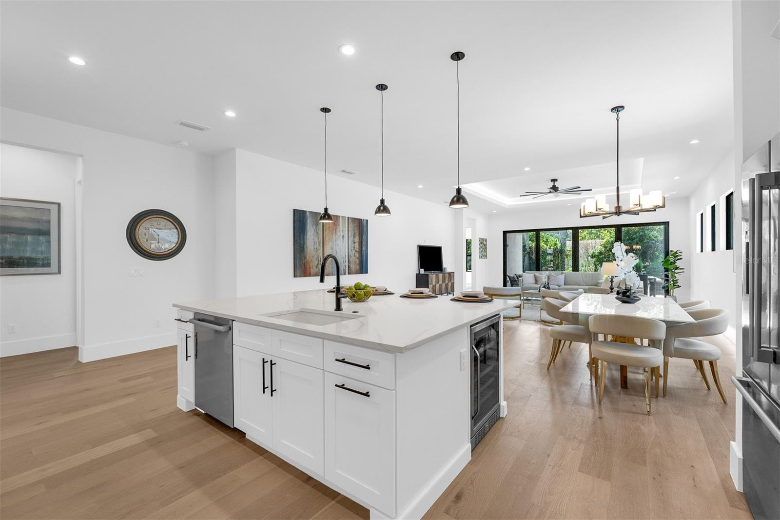 Image 13 of 57 For 1012 Venetian Avenue