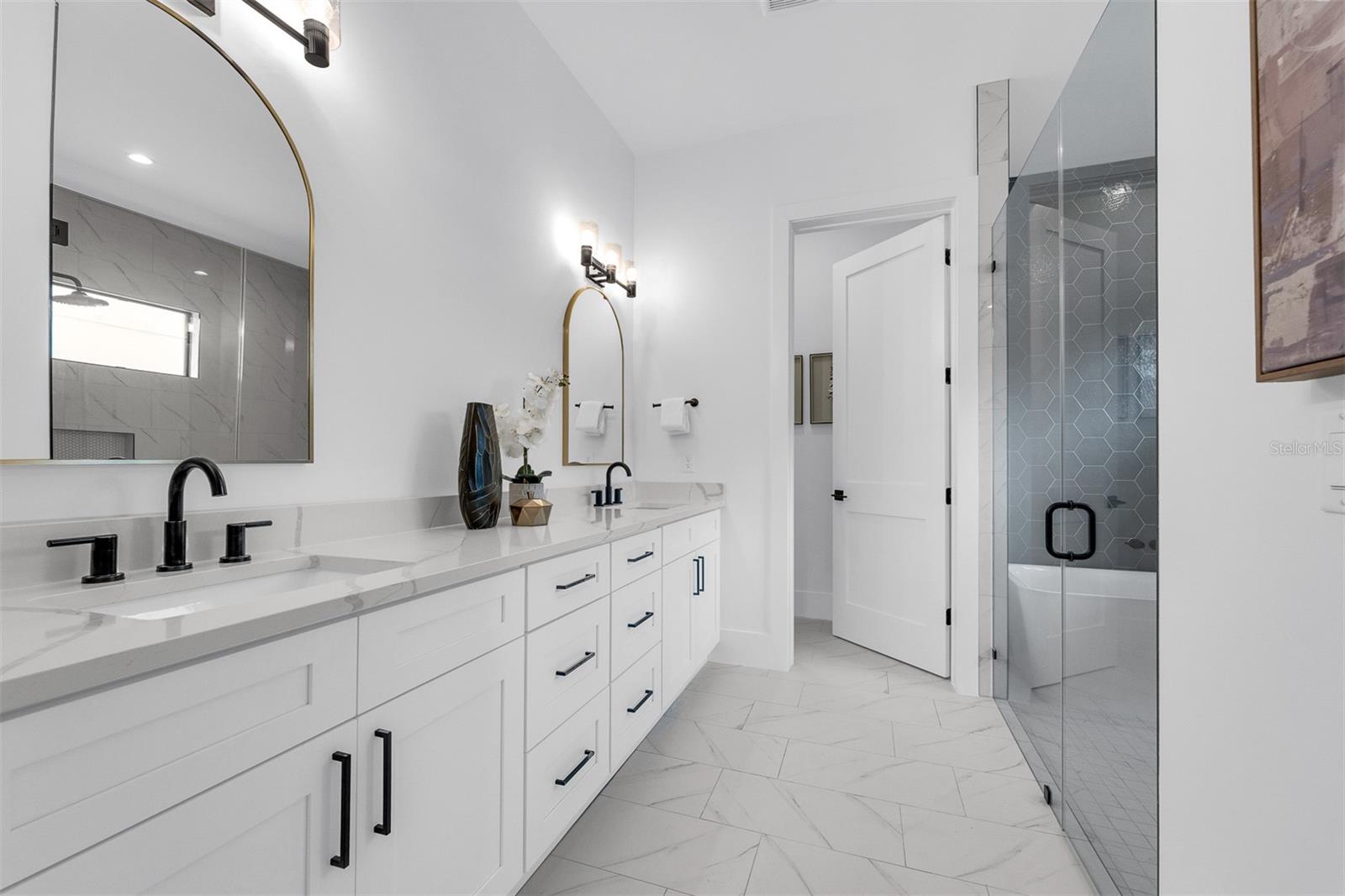 Image 31 of 57 For 1012 Venetian Avenue